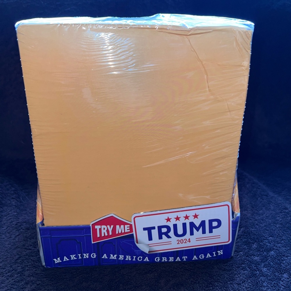 Trump Toy - Picture 5 of 9